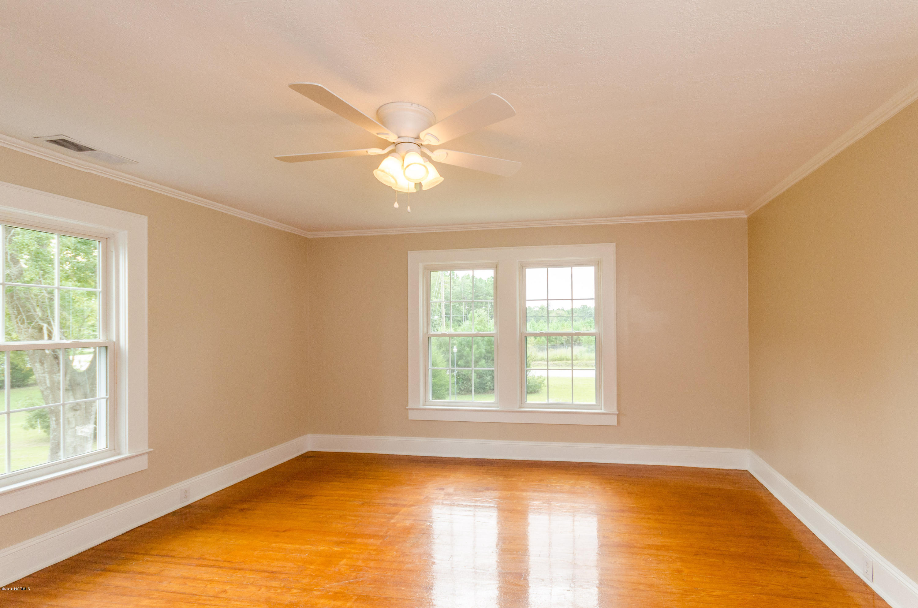 155 Starling Road Hubert, NC 28539 - Photo 31 of 40 Bedroom 3