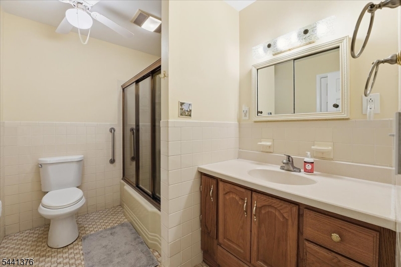 1352 Crim Road Bridgewater, NJ 08807 - Photo 22 of 34