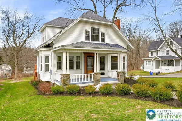 $315,000 | 802 Poplar Street, Clarks Summit, PA 18411