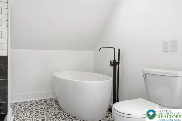 $315,000 | 802 Poplar Street, Clarks Summit, PA 18411