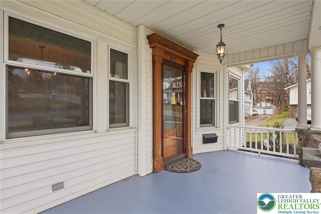 802 Poplar Street Clarks Summit, PA 18411 - Photo 3 of 45