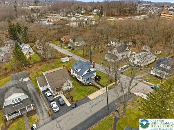 $315,000 | 802 Poplar Street, Clarks Summit, PA 18411