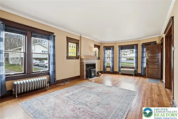 $315,000 | 802 Poplar Street, Clarks Summit, PA 18411