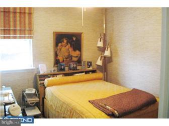 9108 Springview Road Philadelphia, PA 19115 - Photo 10 of 12 Bedroom 2