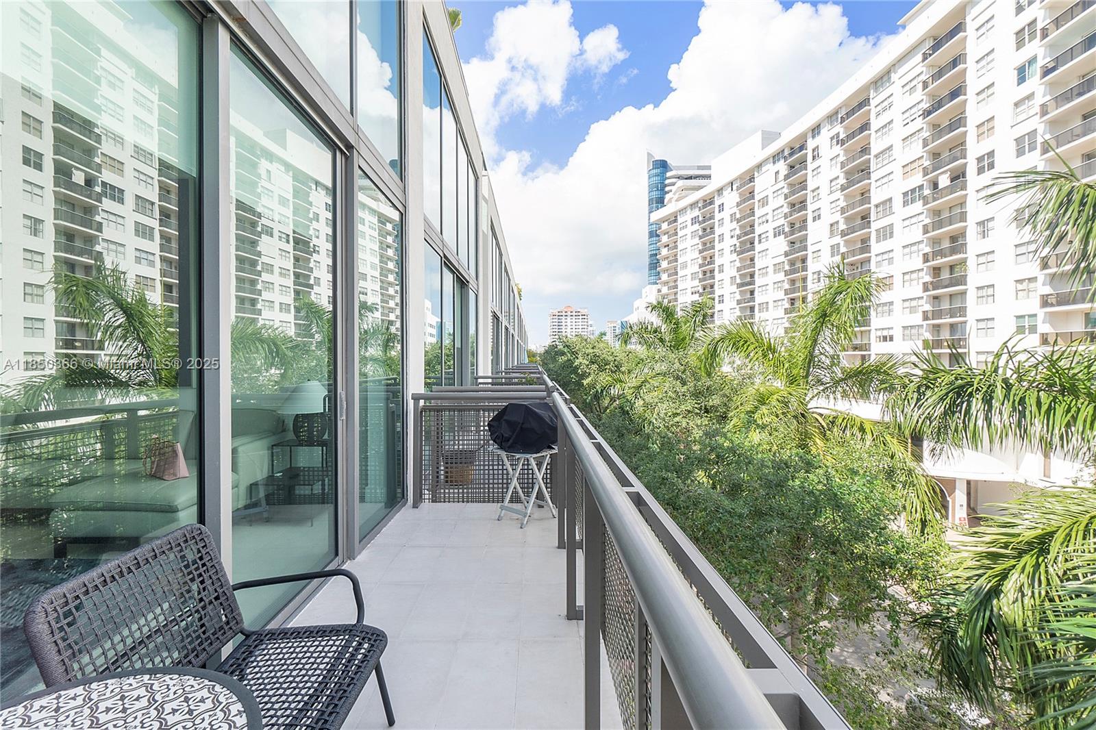 6000 Collins Avenue, Unit 527 Miami Beach, FL 33140 - Photo 26 of 39