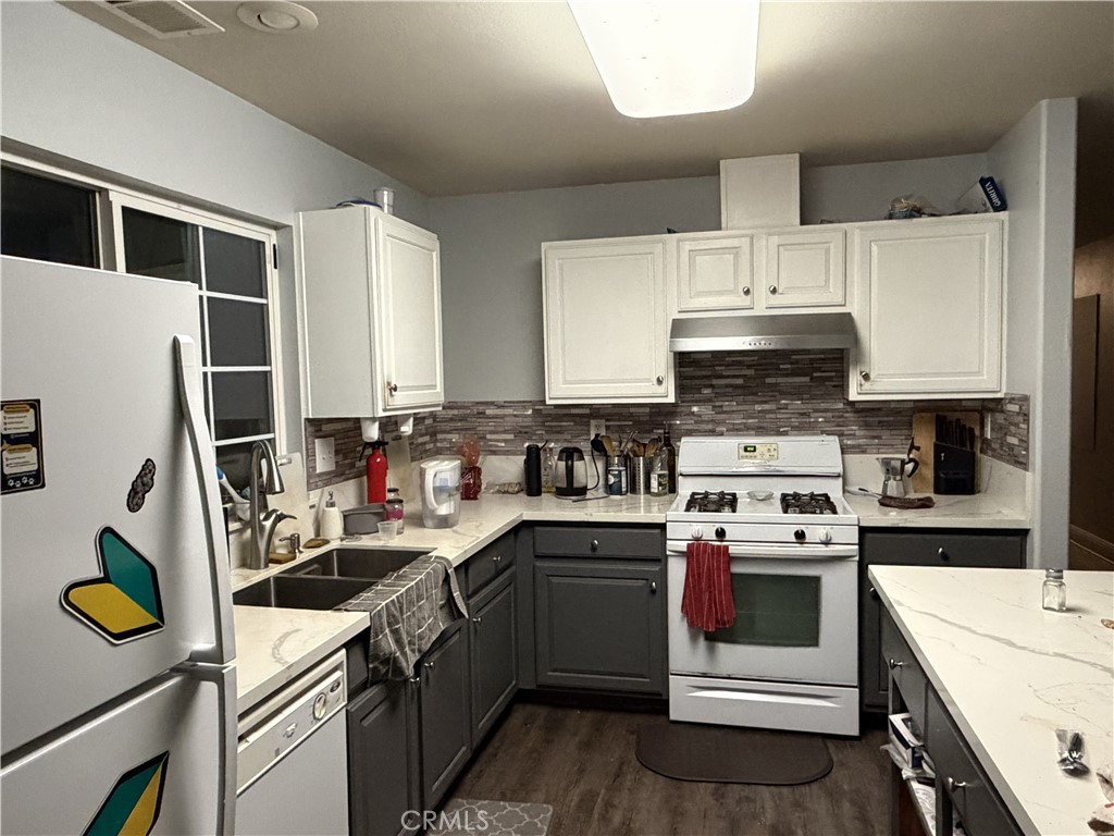 3758 Larkspur Avenue Merced, CA 95348 - Photo 4 of 39