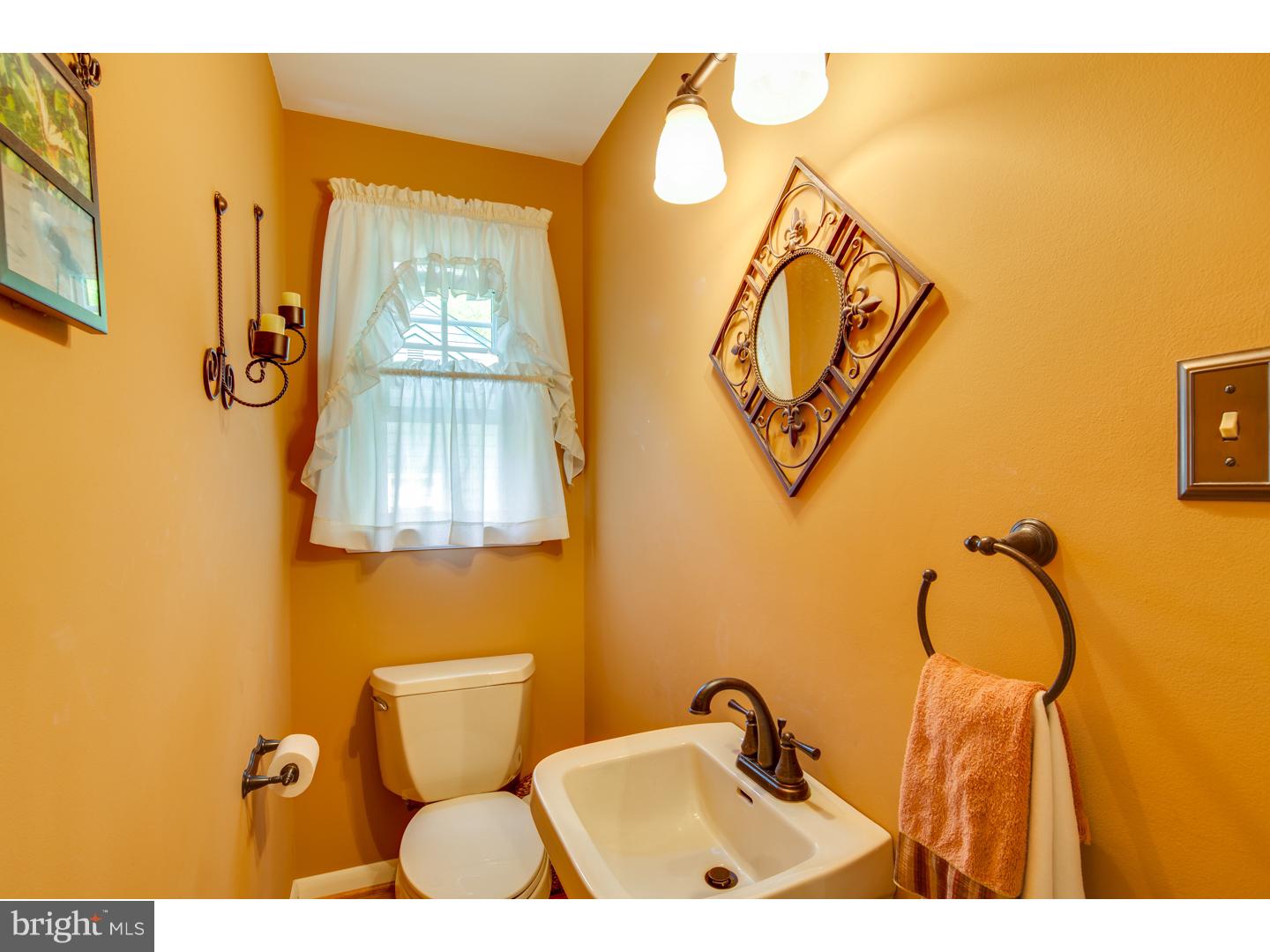114 Warfield Road Cherry Hill, NJ 08034 - Photo 11 of 24