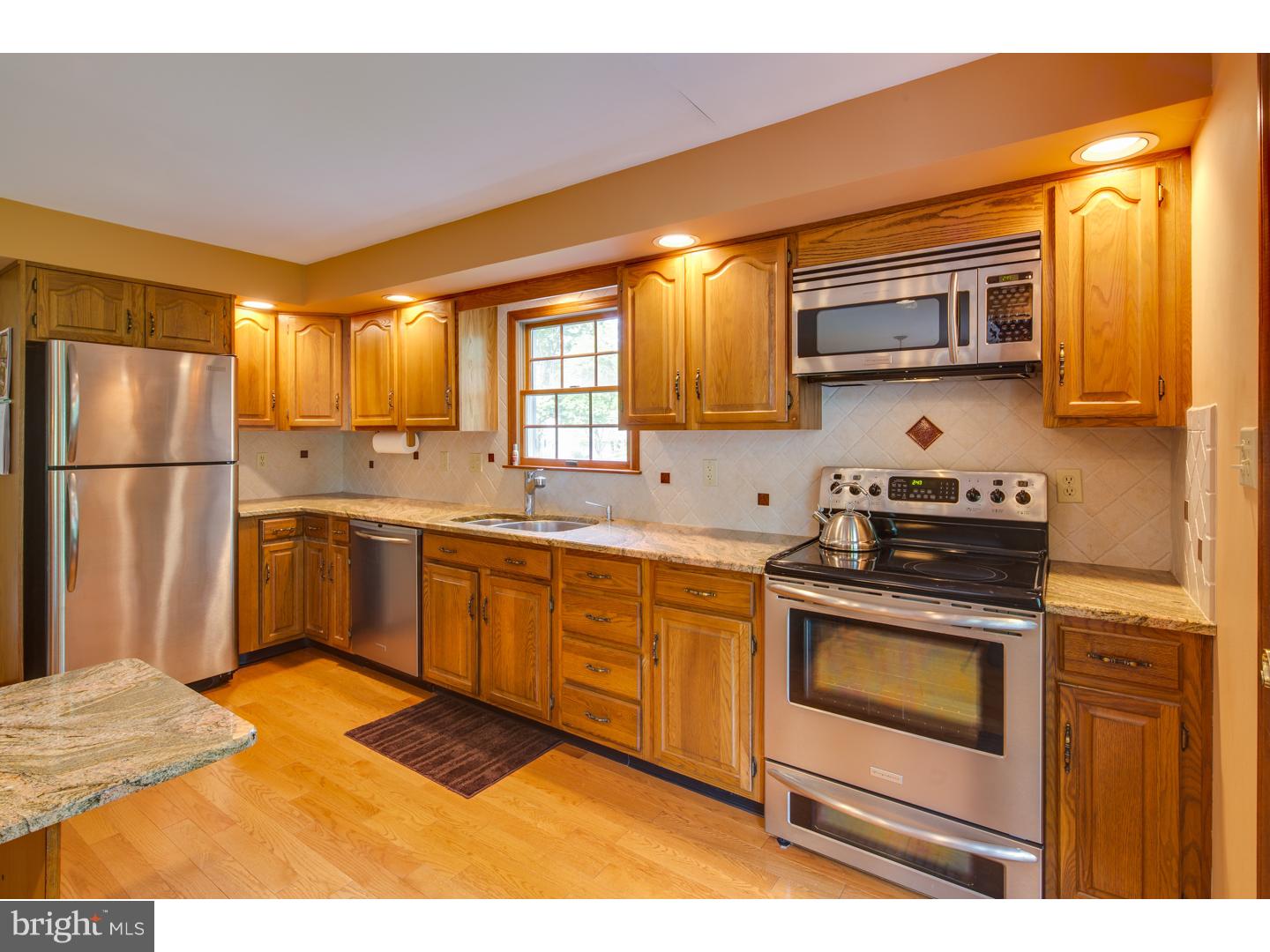 114 Warfield Road Cherry Hill, NJ 08034 - Photo 9 of 24