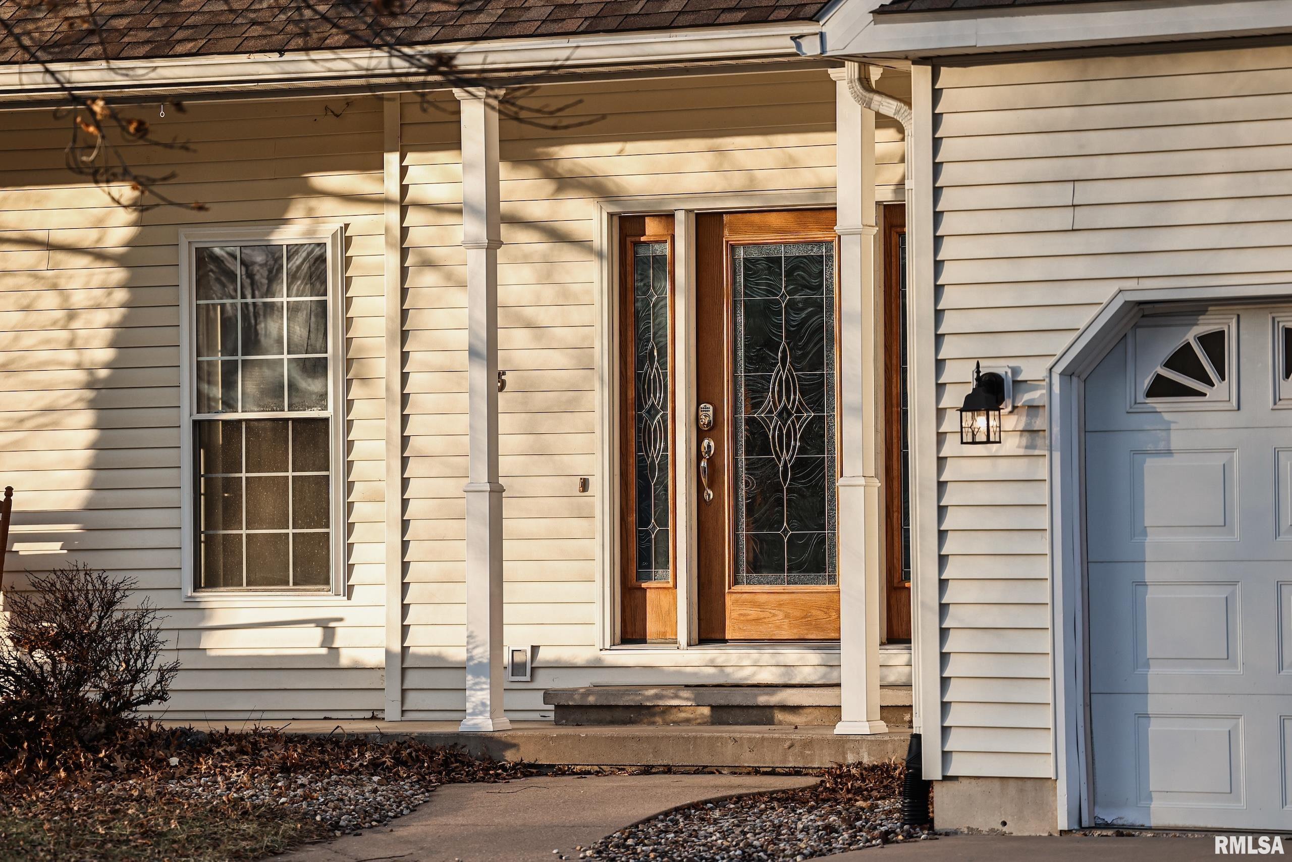 5 Pheasant Lane Pittsfield, IL 62363 - Photo 3 of 74