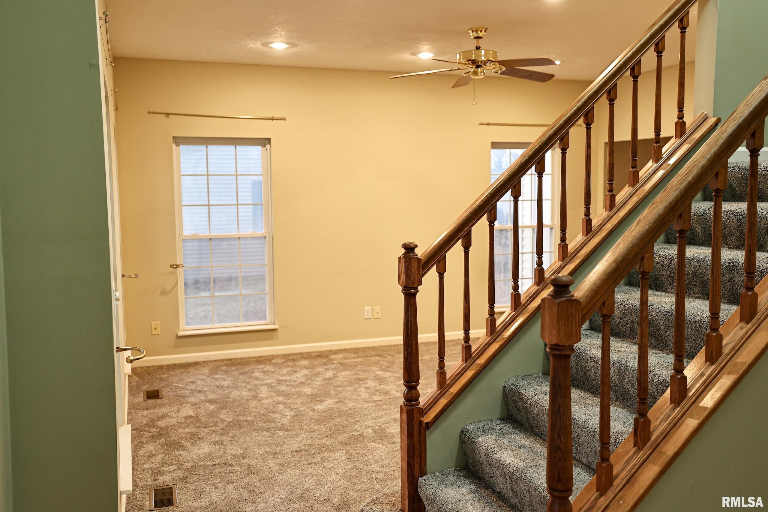 5 Pheasant Lane Pittsfield, IL 62363 - Photo 34 of 74