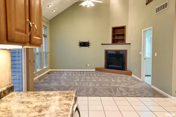 $345,000 | 5 Pheasant Lane, Pittsfield, IL 62363