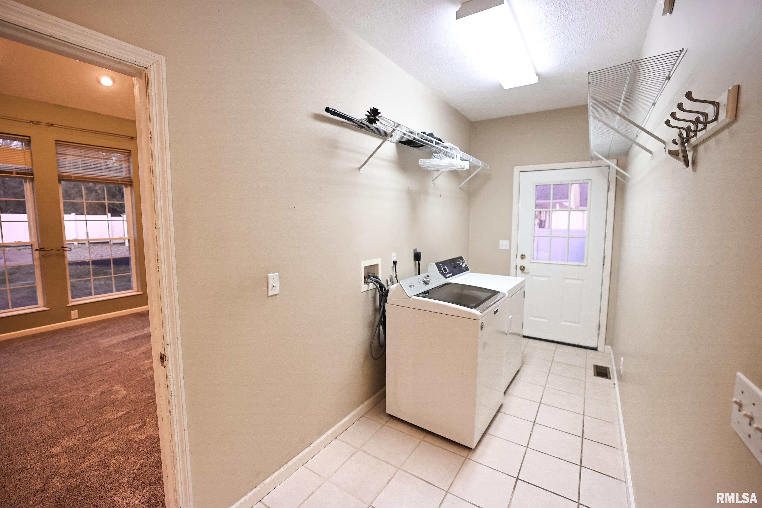 5 Pheasant Lane Pittsfield, IL 62363 - Photo 51 of 74