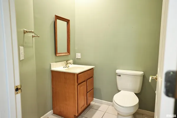 $345,000 | 5 Pheasant Lane, Pittsfield, IL 62363