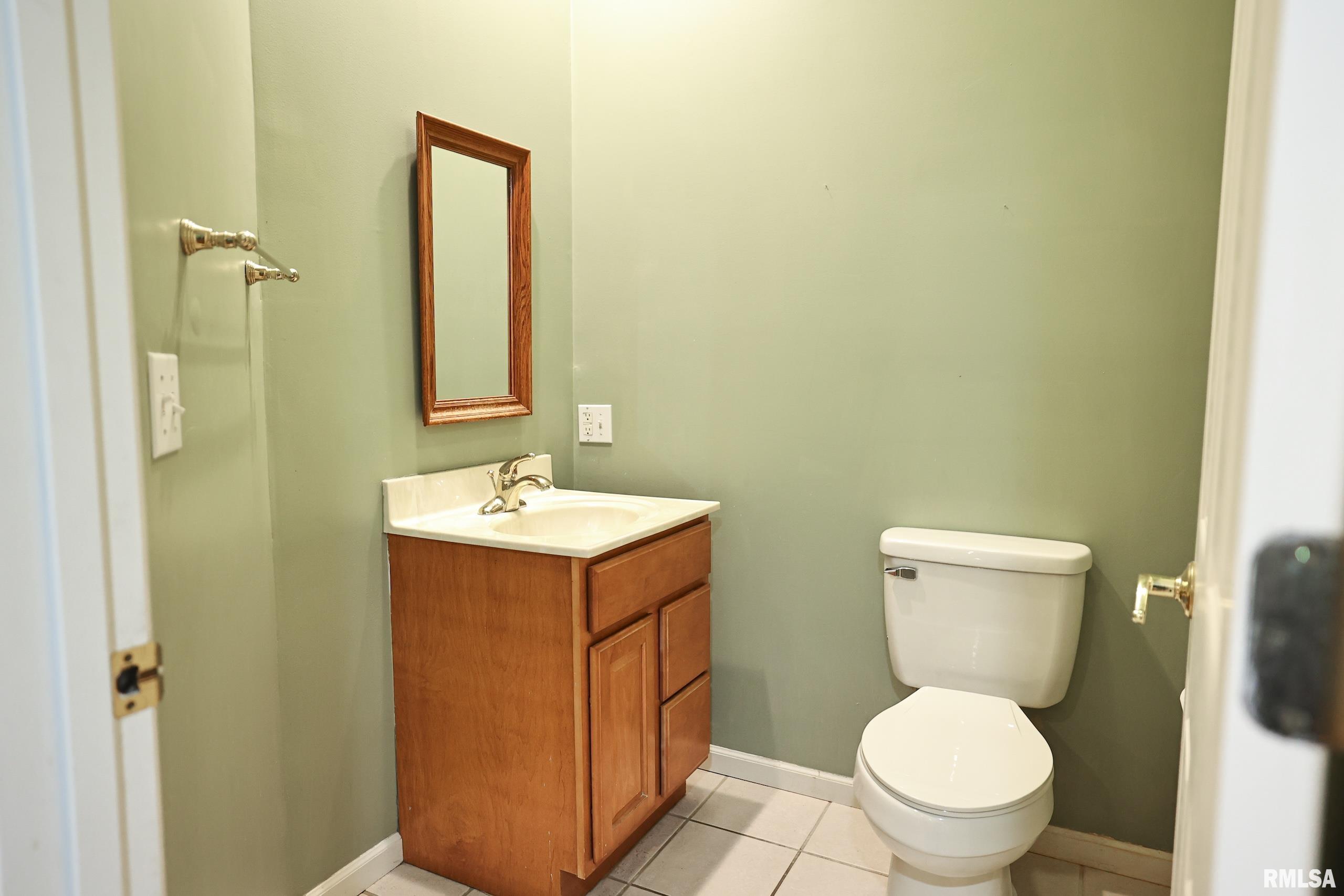 5 Pheasant Lane Pittsfield, IL 62363 - Photo 53 of 74