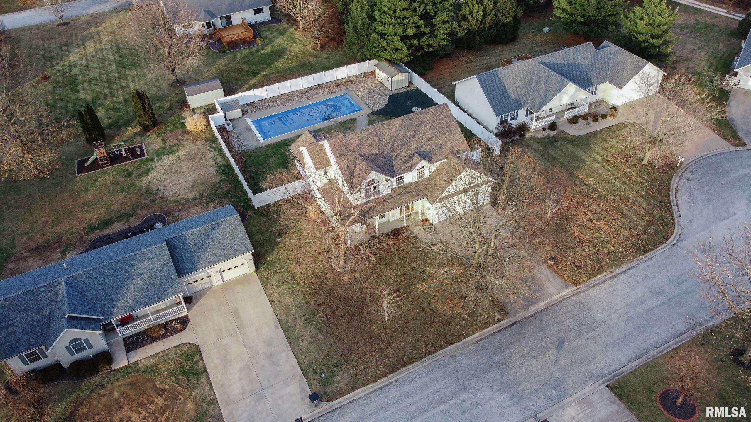 5 Pheasant Lane Pittsfield, IL 62363 - Photo 6 of 74