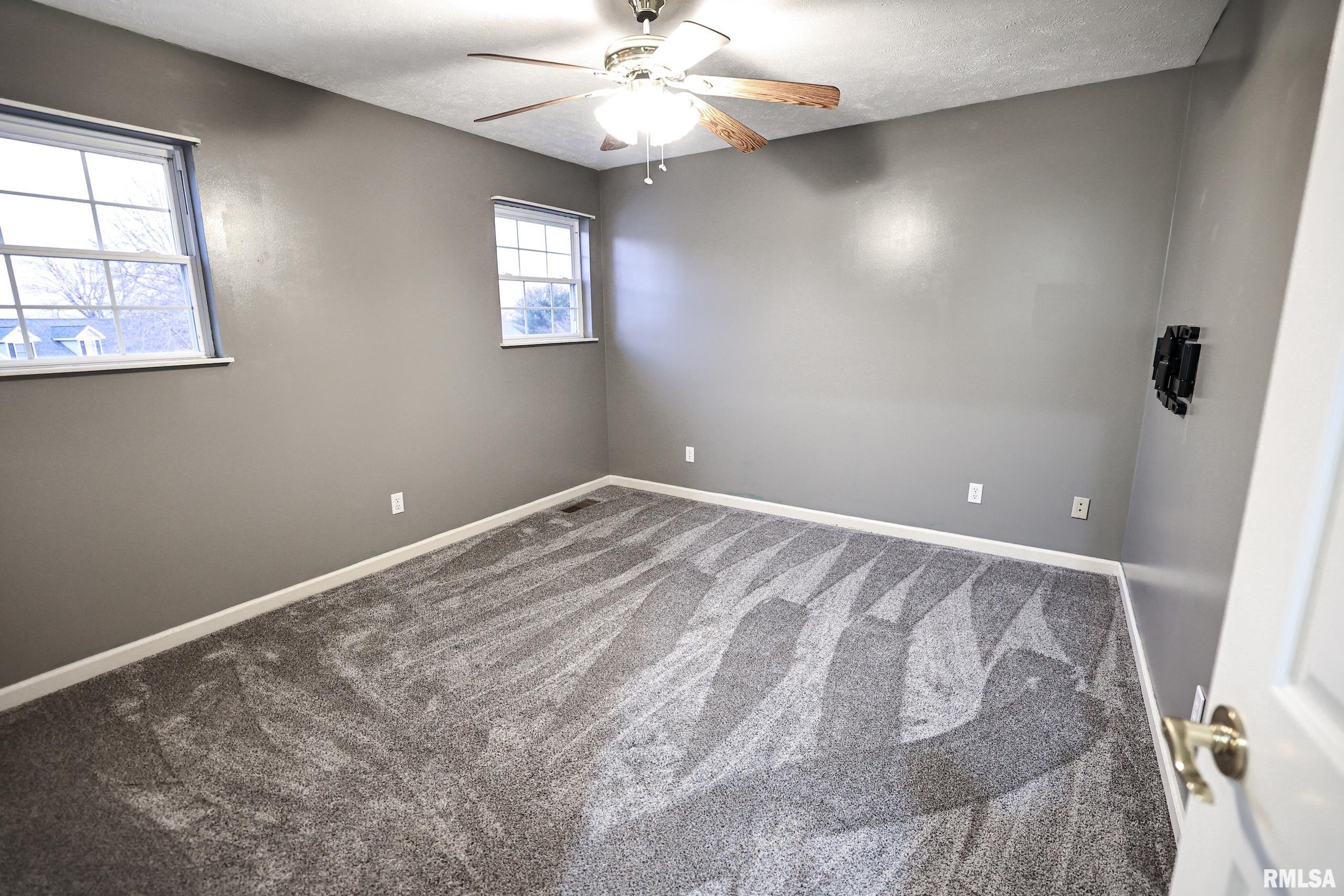 5 Pheasant Lane Pittsfield, IL 62363 - Photo 65 of 74