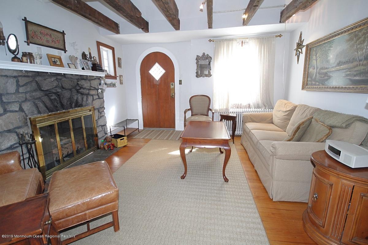 47 Weaverville Road Freehold, NJ 07728 - Photo 3 of 34 image 2