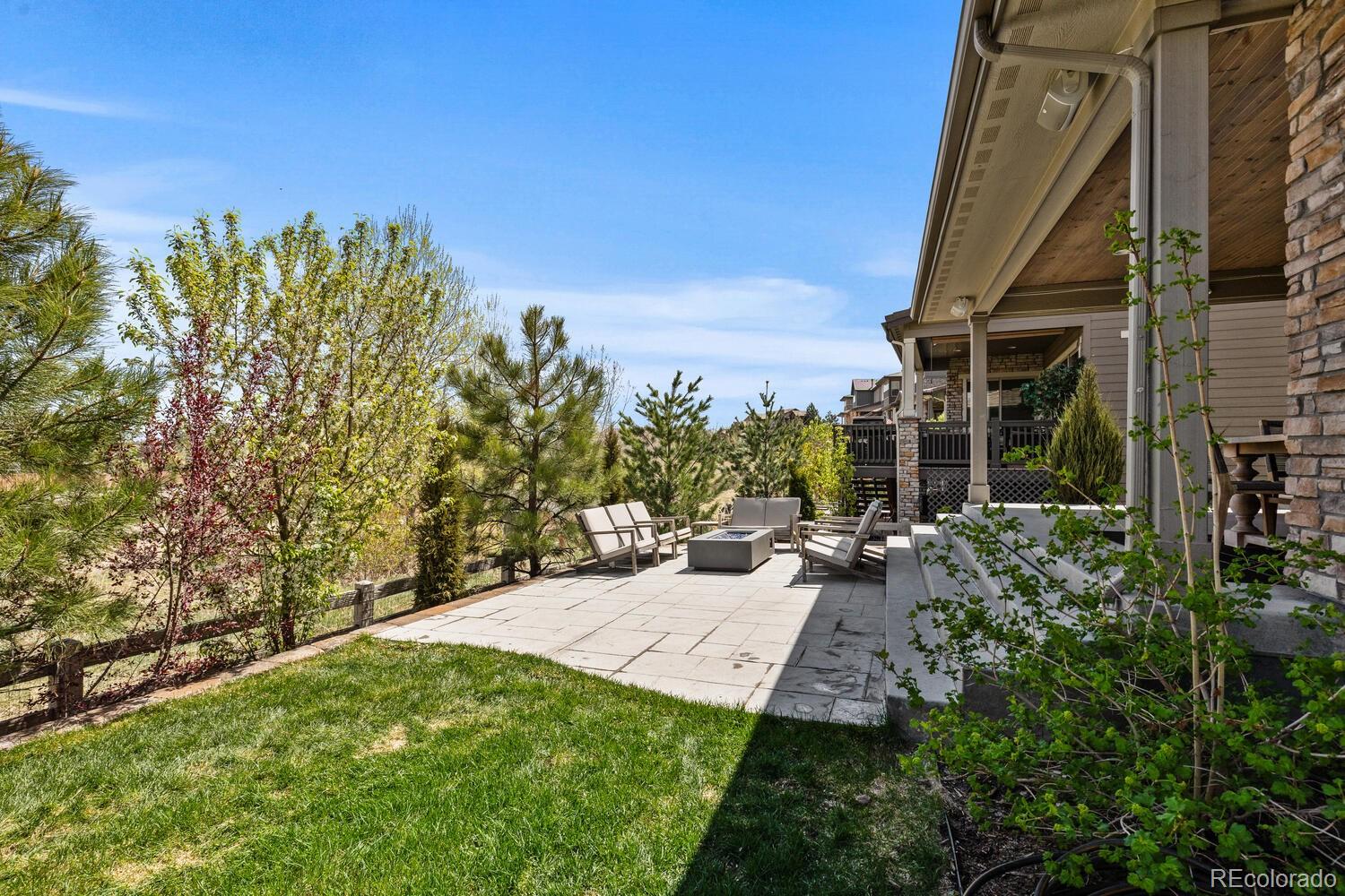 507 Red Thistle Drive Highlands Ranch, CO 80126 - Photo 33 of 42 a view of a backyard