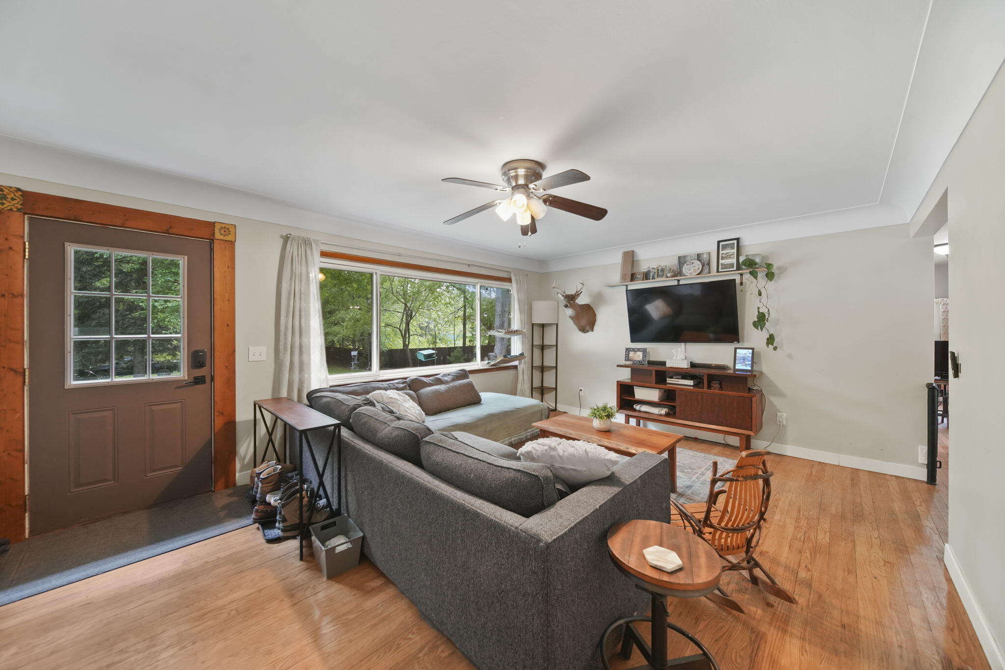 16867 Waterloo Road Chelsea, MI 48118 - Photo 6 of 63 6