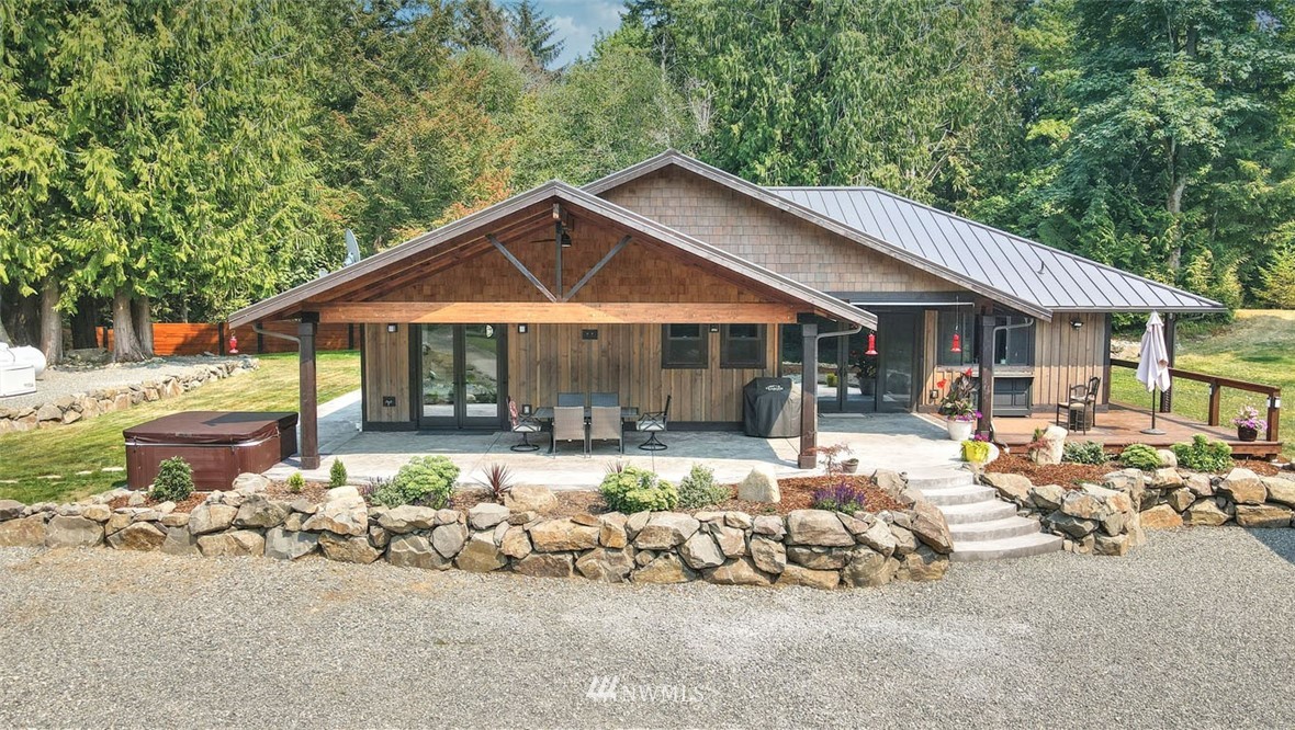 21505 Southeast 204th Street Renton, WA 98058 - Photo 1 of 40 Gallery Image 1