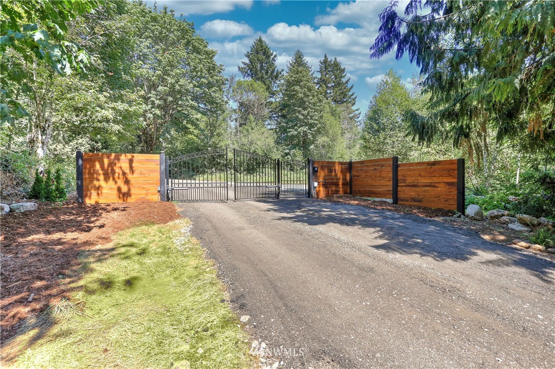 21505 Southeast 204th Street Renton, WA 98058 - Photo 4 of 40 Gallery Image 4