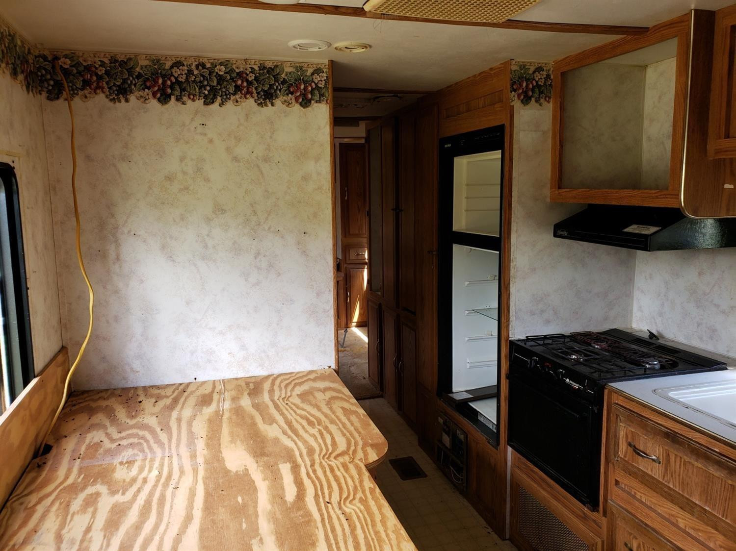 2160 South Fork Road Beattyville, KY 41311 - Photo 24 of 36 Photo 24