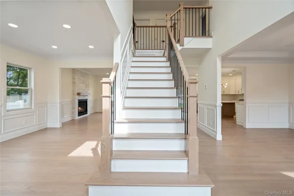 $2,488,000 | 5 Steuben Drive, Jericho, NY 11753