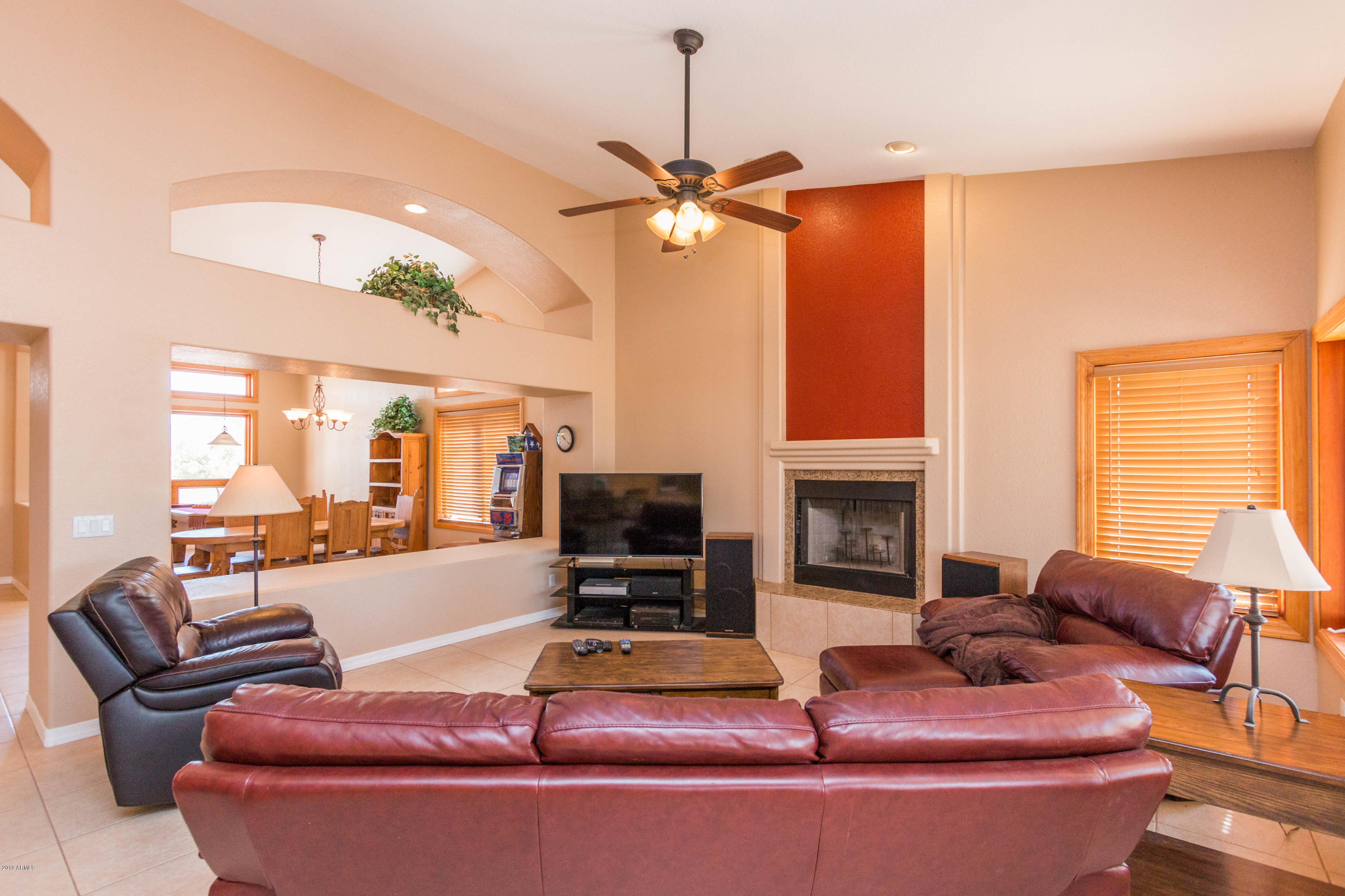 817 West Cloud Road Phoenix, AZ 85086 - Photo 8 of 30 13279 (9 of 31)