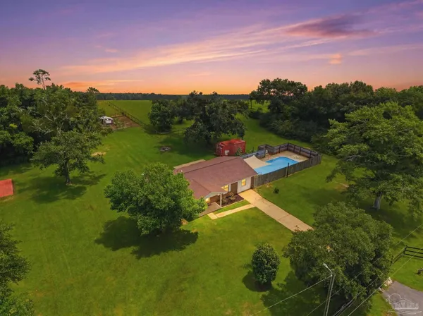 $330,000 | 3048 Rainbow Lane, Pace, FL 32571