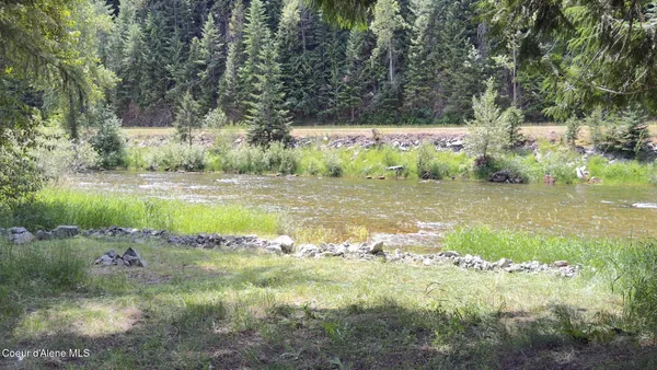 $439,000 | 10832 Old River Road, Kingston, ID 83839