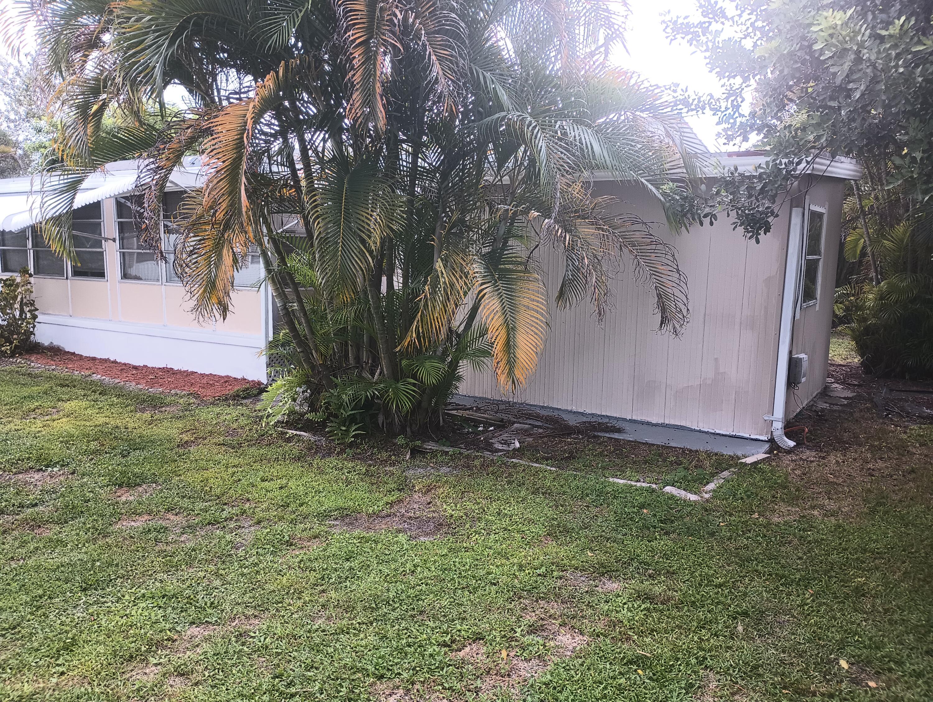 239 Camino Del Rio Port St. Lucie, FL 34952 - Photo 4 of 8 IMG_20250922_172717452