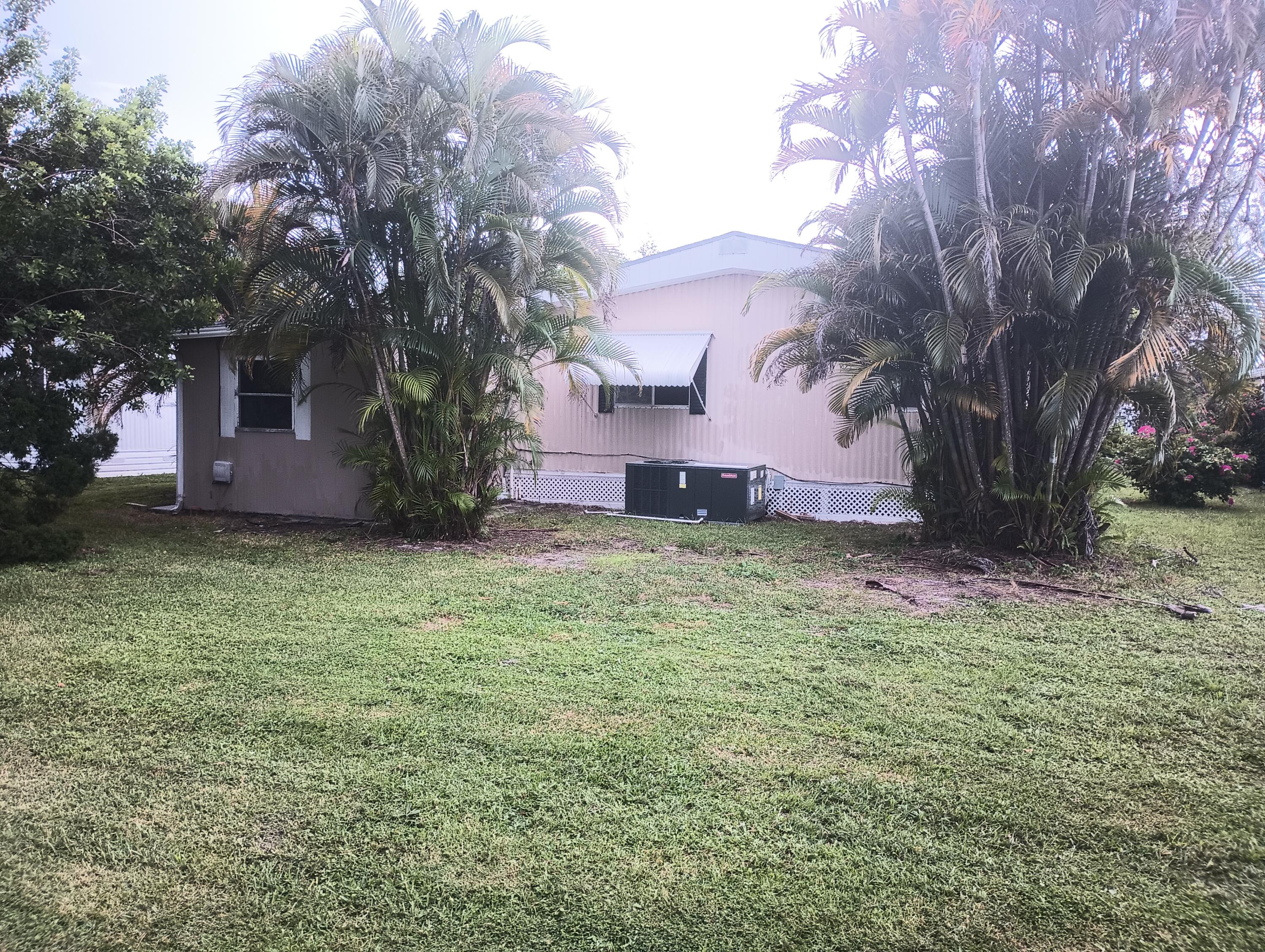 239 Camino Del Rio Port St. Lucie, FL 34952 - Photo 6 of 8 IMG_20250922_172752468
