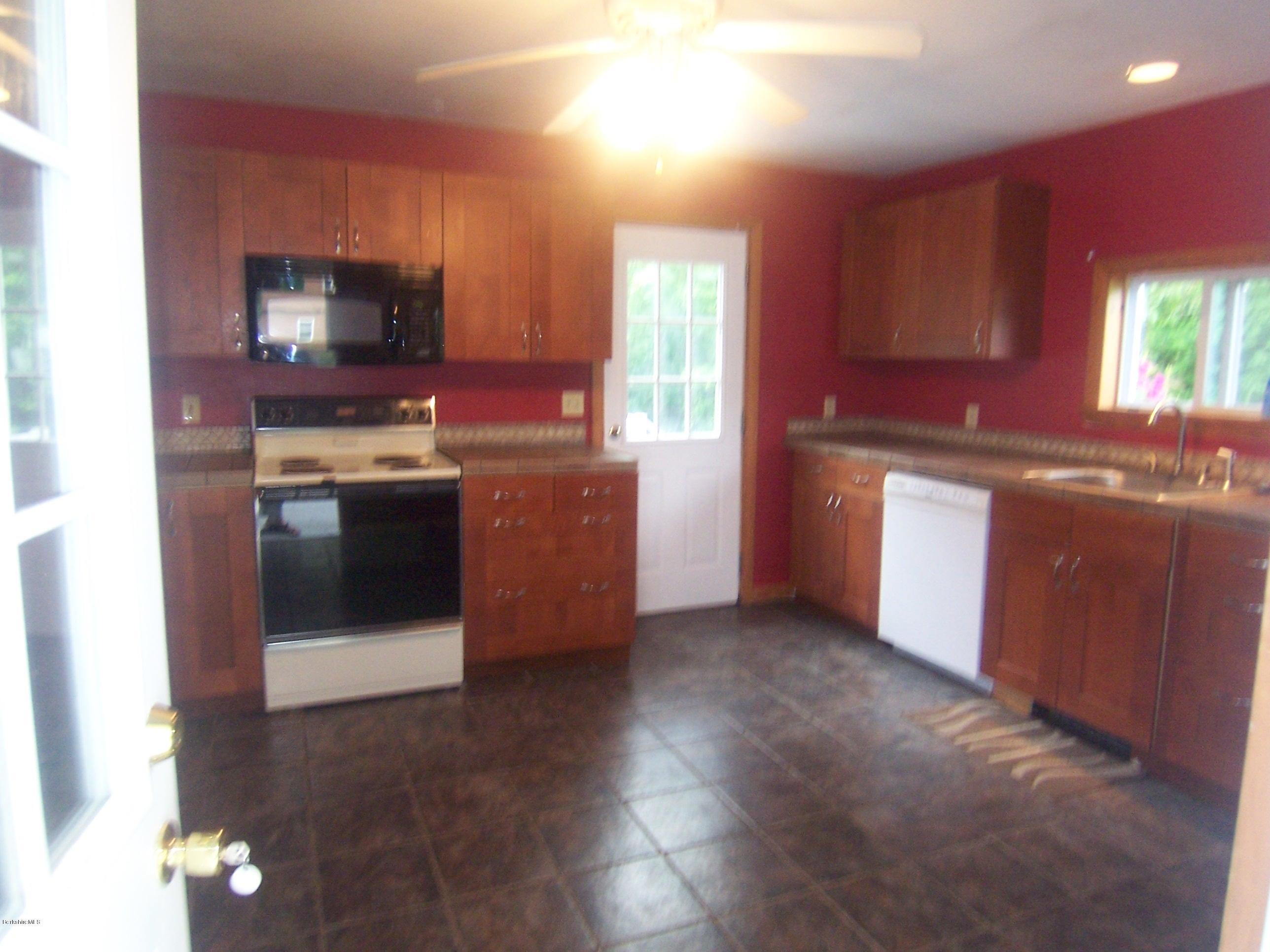 44 Henderson Road Clarksburg, MA 01247 - Photo 6 of 13 henderson 014