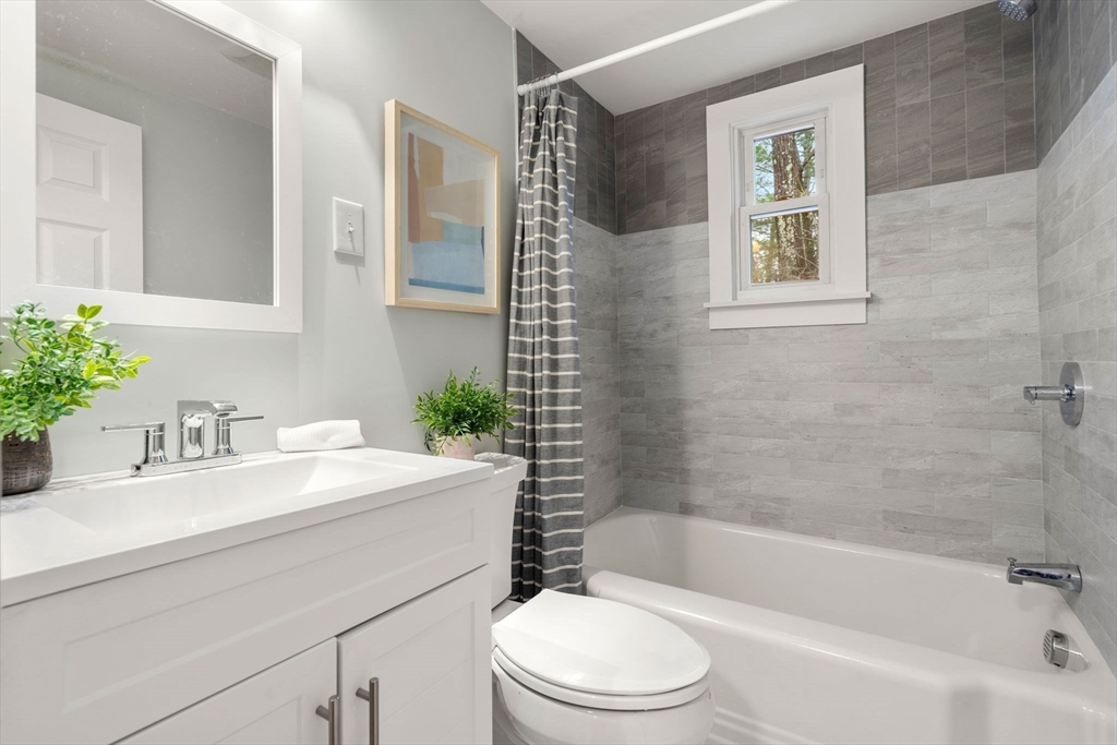 79 Dexter Road Melrose, MA 02176 - Photo 24 of 38 Gallery Image 24