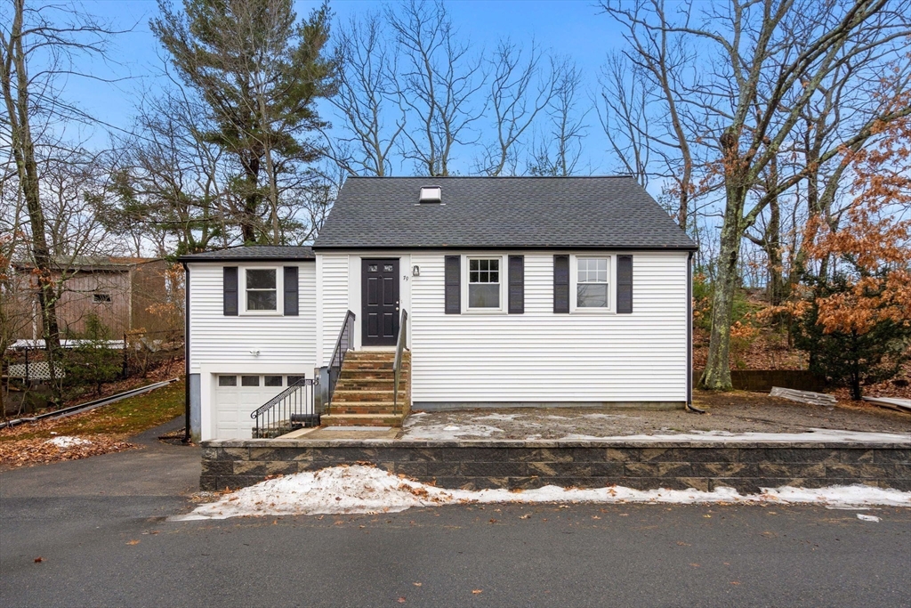 79 Dexter Road Melrose, MA 02176 - Photo 3 of 38 Gallery Image 3