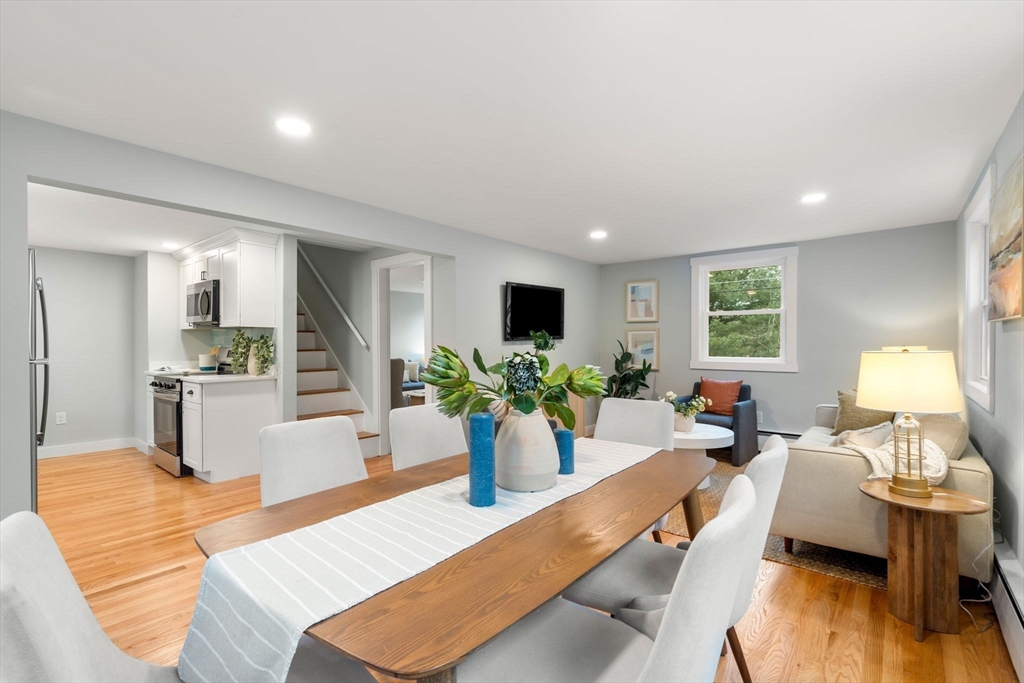 79 Dexter Road Melrose, MA 02176 - Photo 4 of 38 Gallery Image 4