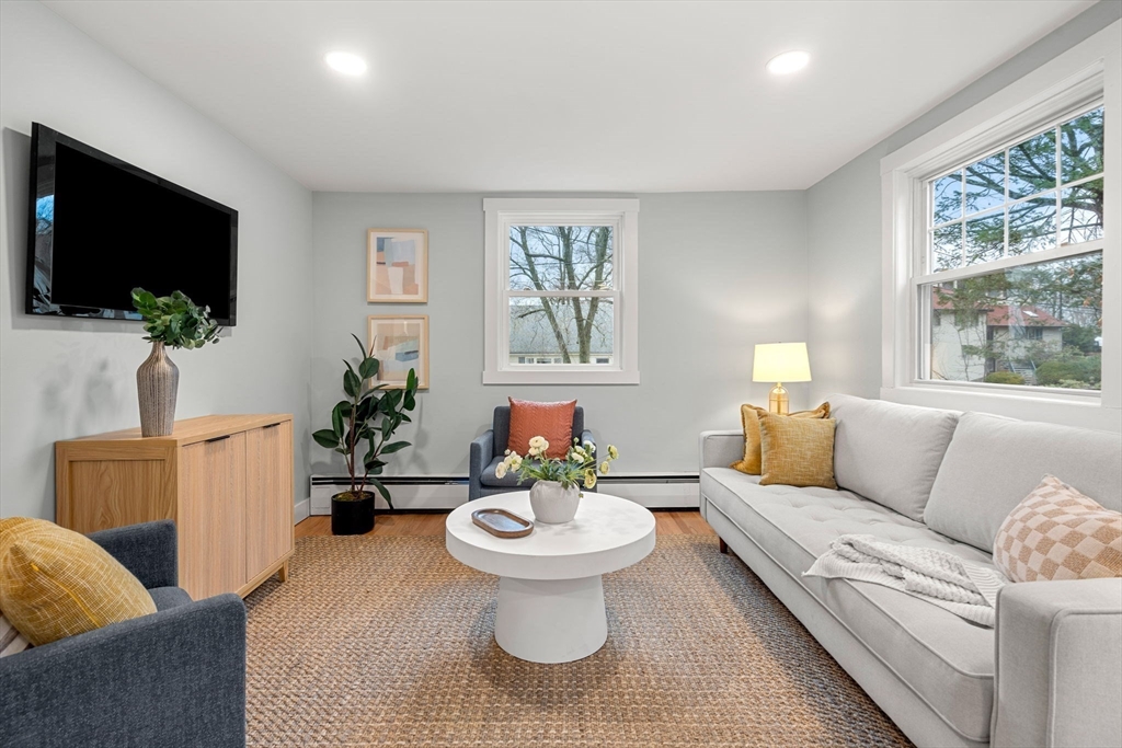 79 Dexter Road Melrose, MA 02176 - Photo 10 of 38 Gallery Image 10