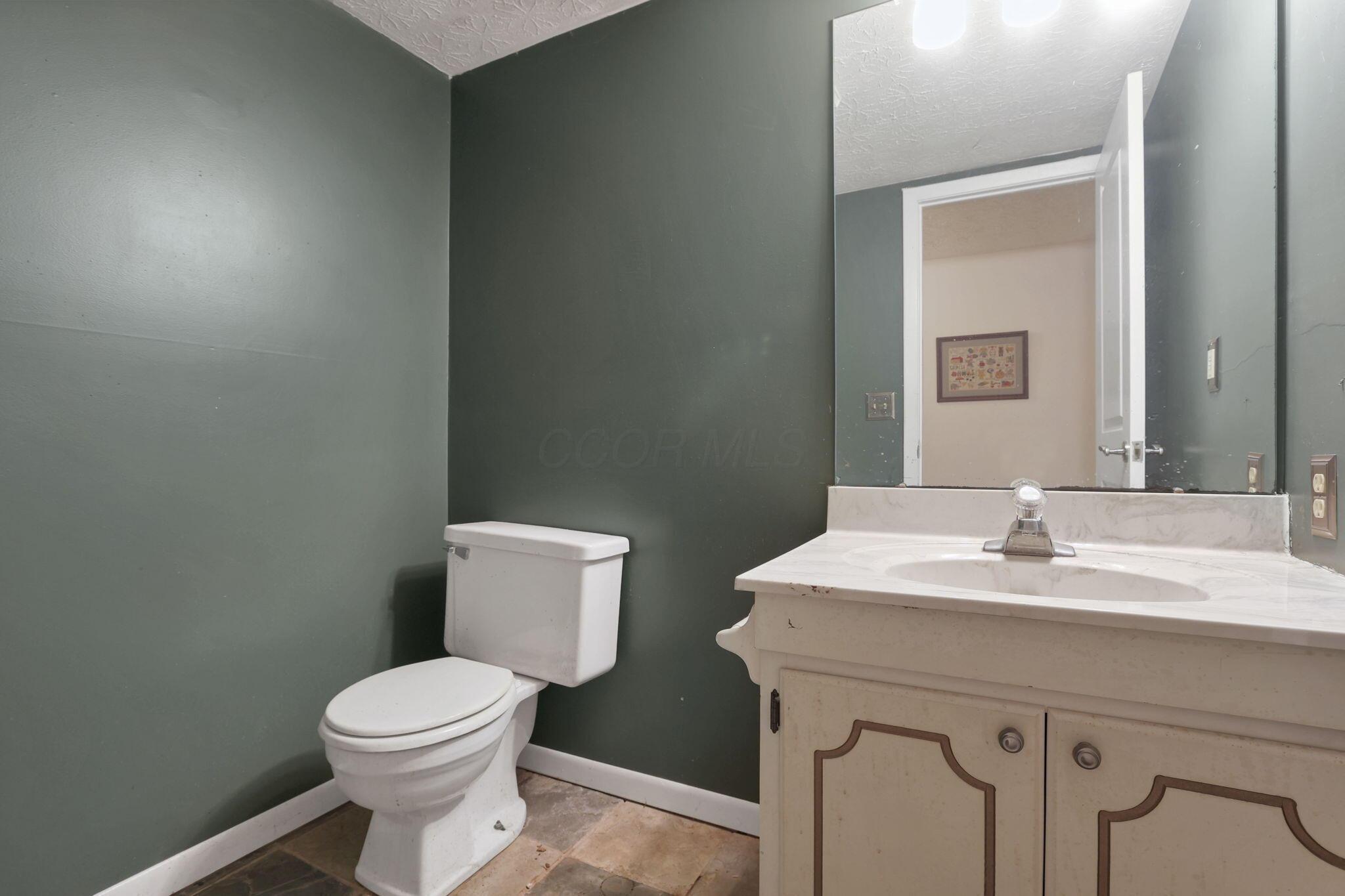 3118 Walden Ravines Columbus, OH 43221 - Photo 44 of 56 52-web-or-mls-G02A0686