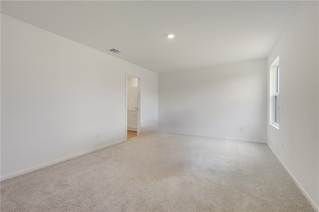 5433 Bear Run Bryan, TX 77807 - Photo 14 of 23 a view of an empty room