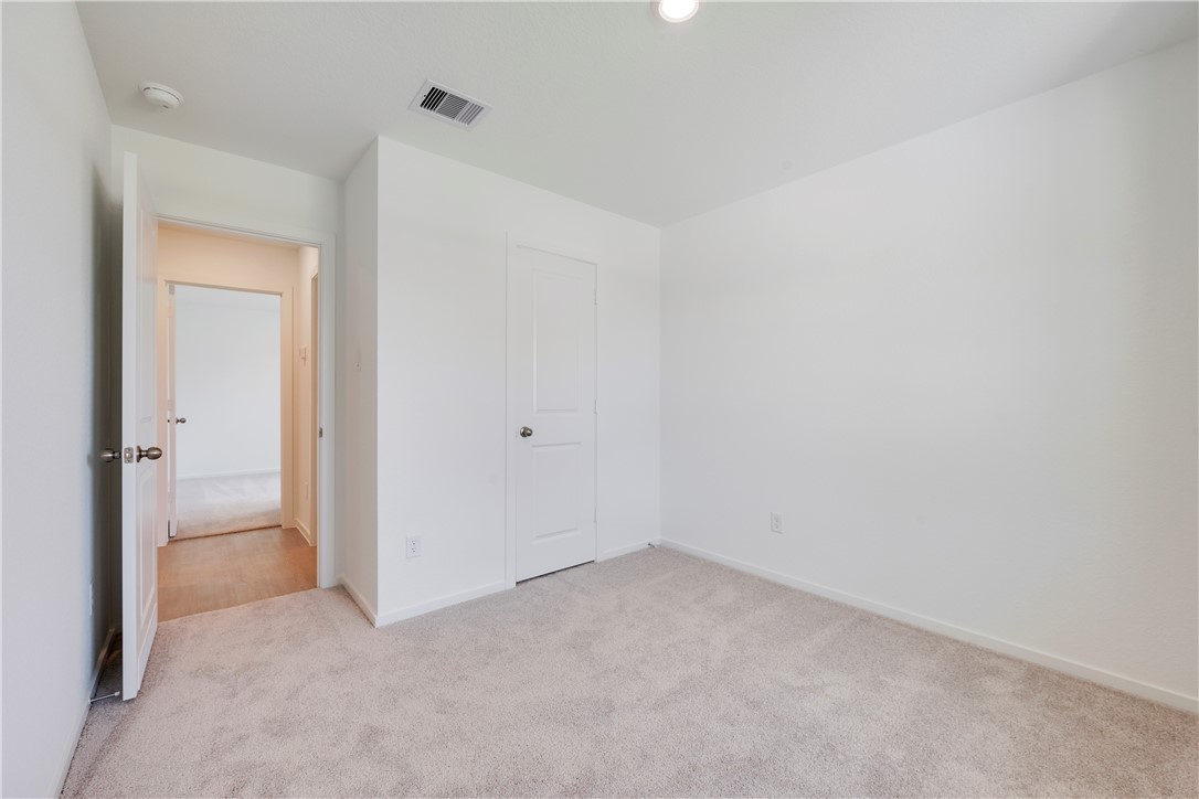 5433 Bear Run Bryan, TX 77807 - Photo 17 of 23 a view of room