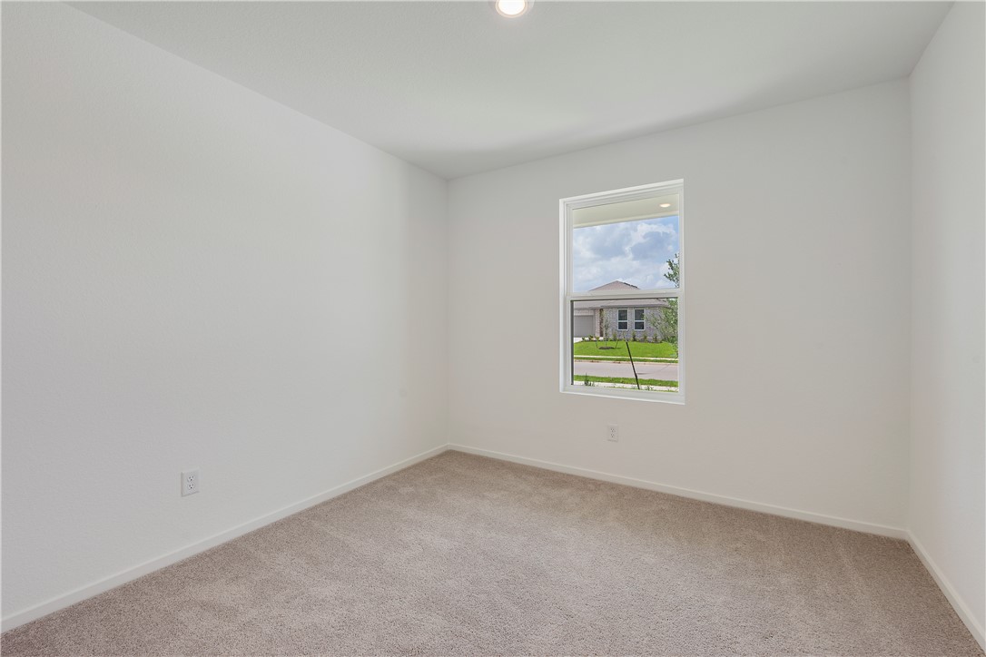 5433 Bear Run Bryan, TX 77807 - Photo 18 of 23 an empty room with a window