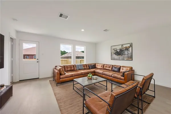 $2,195 | 5433 Bear Run, Bryan, TX 77807