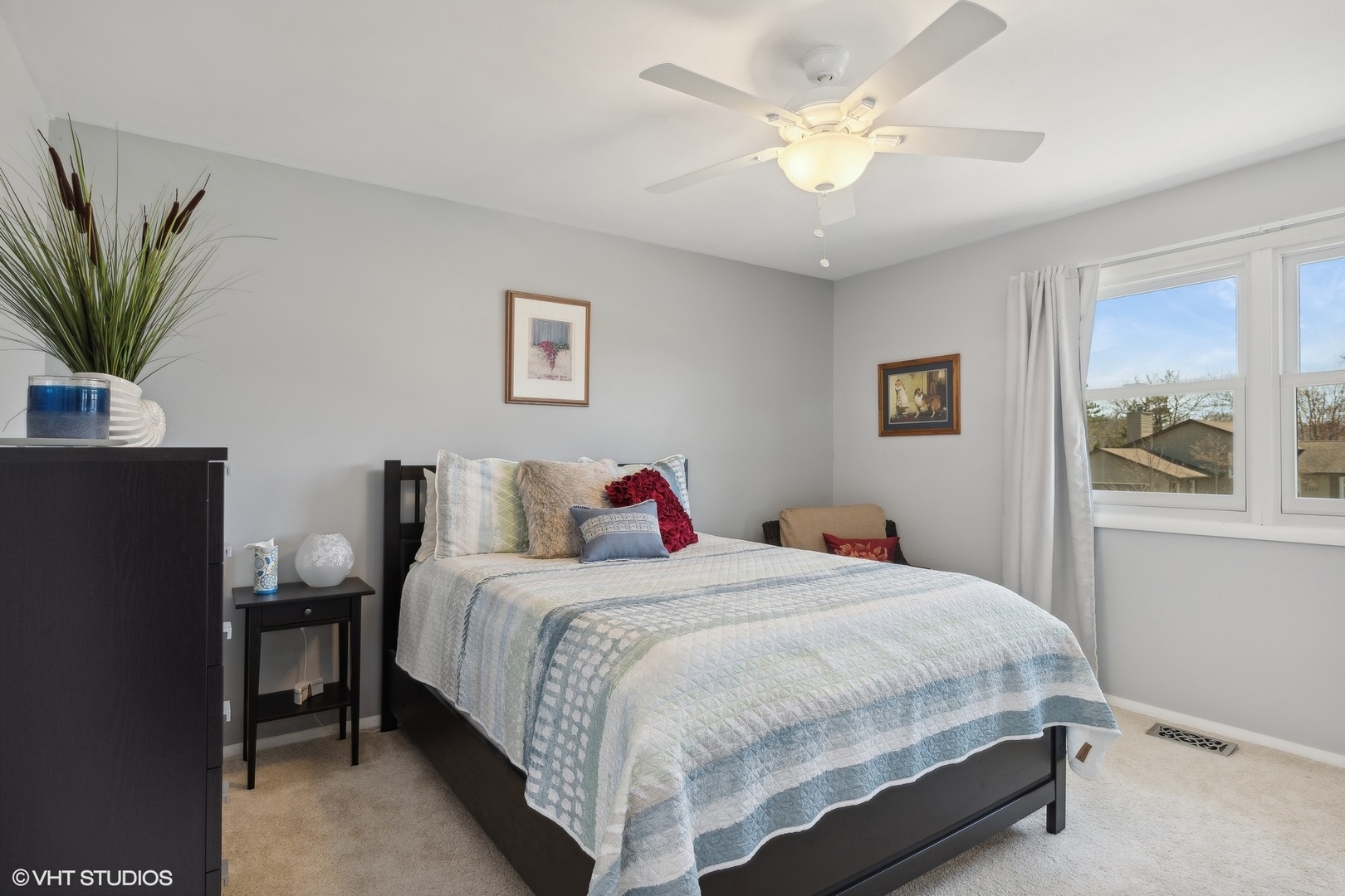 2212 High Point Drive Lindenhurst, IL 60046 - Photo 14 of 27 Gallery Image 14