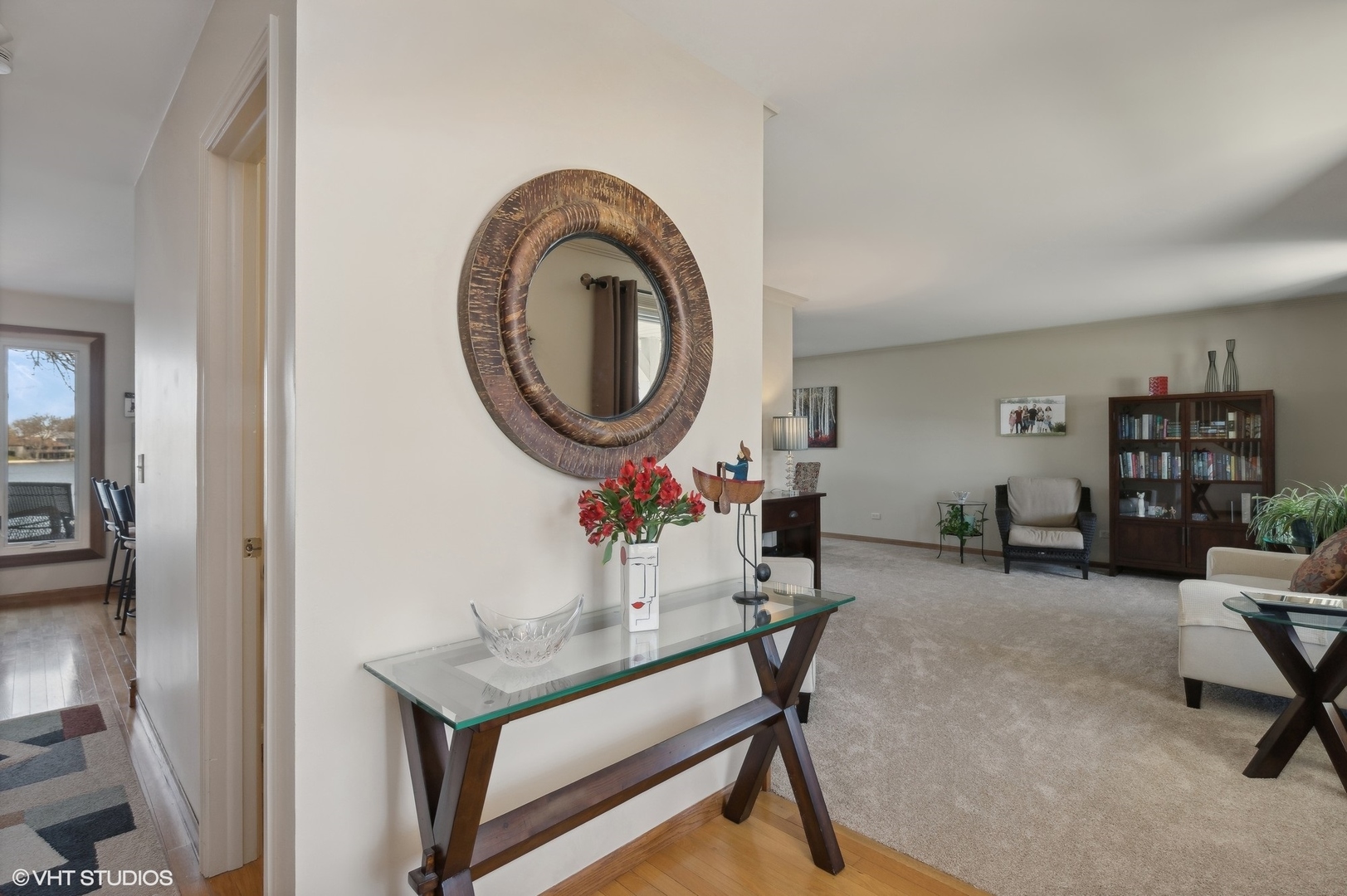 2212 High Point Drive Lindenhurst, IL 60046 - Photo 3 of 27 Gallery Image 3