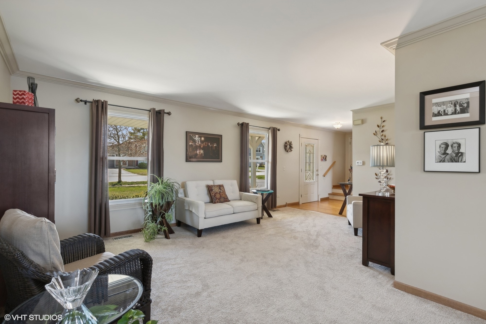 2212 High Point Drive Lindenhurst, IL 60046 - Photo 4 of 27 Gallery Image 4