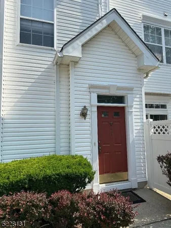$3,500 | 82 Hancock Drive, Morristown, NJ 07960
