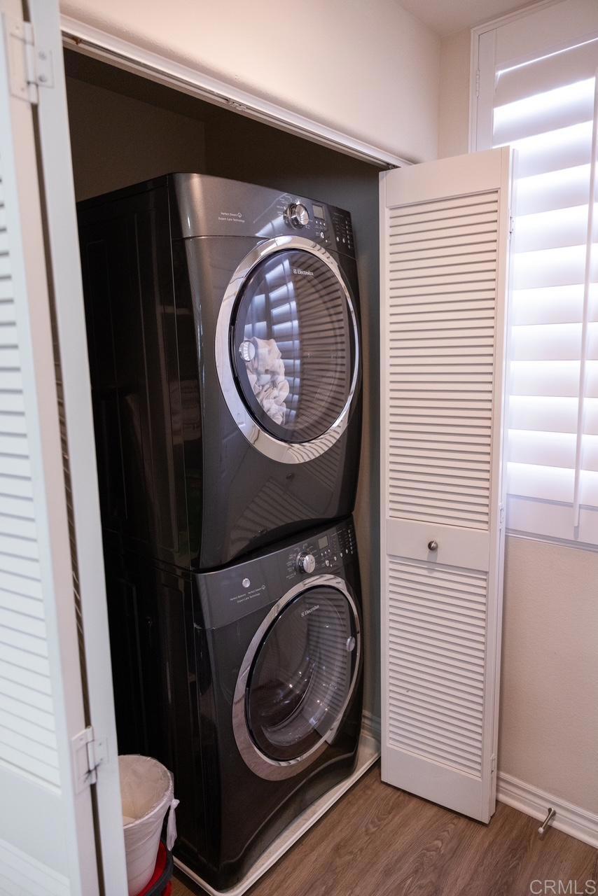 2332 Sentinel Lane San Marcos, CA 92078 - Photo 17 of 24 a utility room with dryer and washer