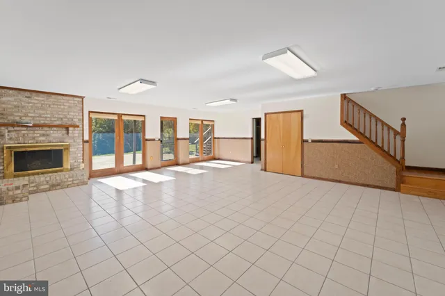 a view of a livingroom with a fireplace