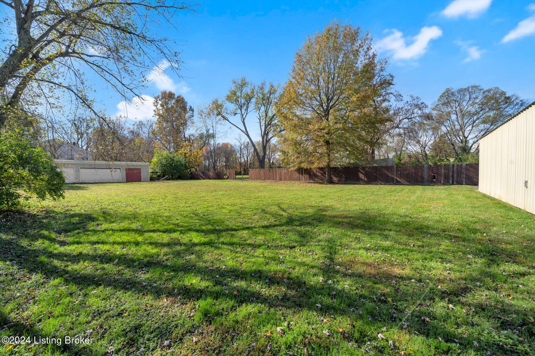 8302 Ferndale Road Louisville, KY 40291 - Photo 43 of 63 photo_online_042