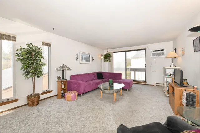 $160,000 | 1876 Haymarket Road, Unit 8, Waukesha, WI 53189